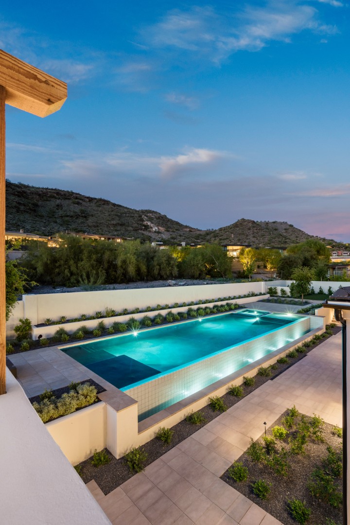 Custom pool and backyard design on Joshua Tree in Paradise Valley, AZ by Envy Pools