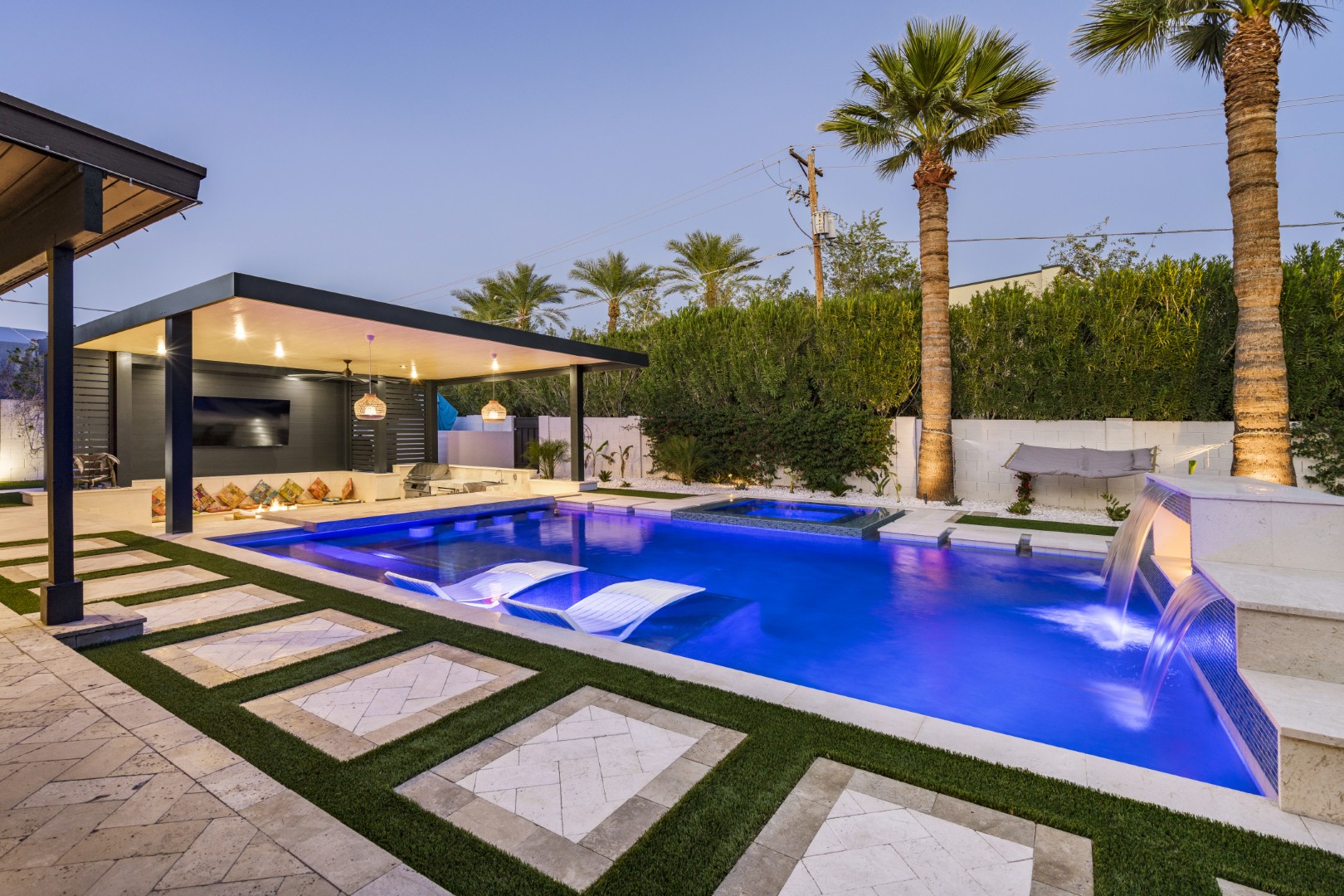 Custom pool and backyard design on 70th Street in Scottsdale, AZ by Envy Pools