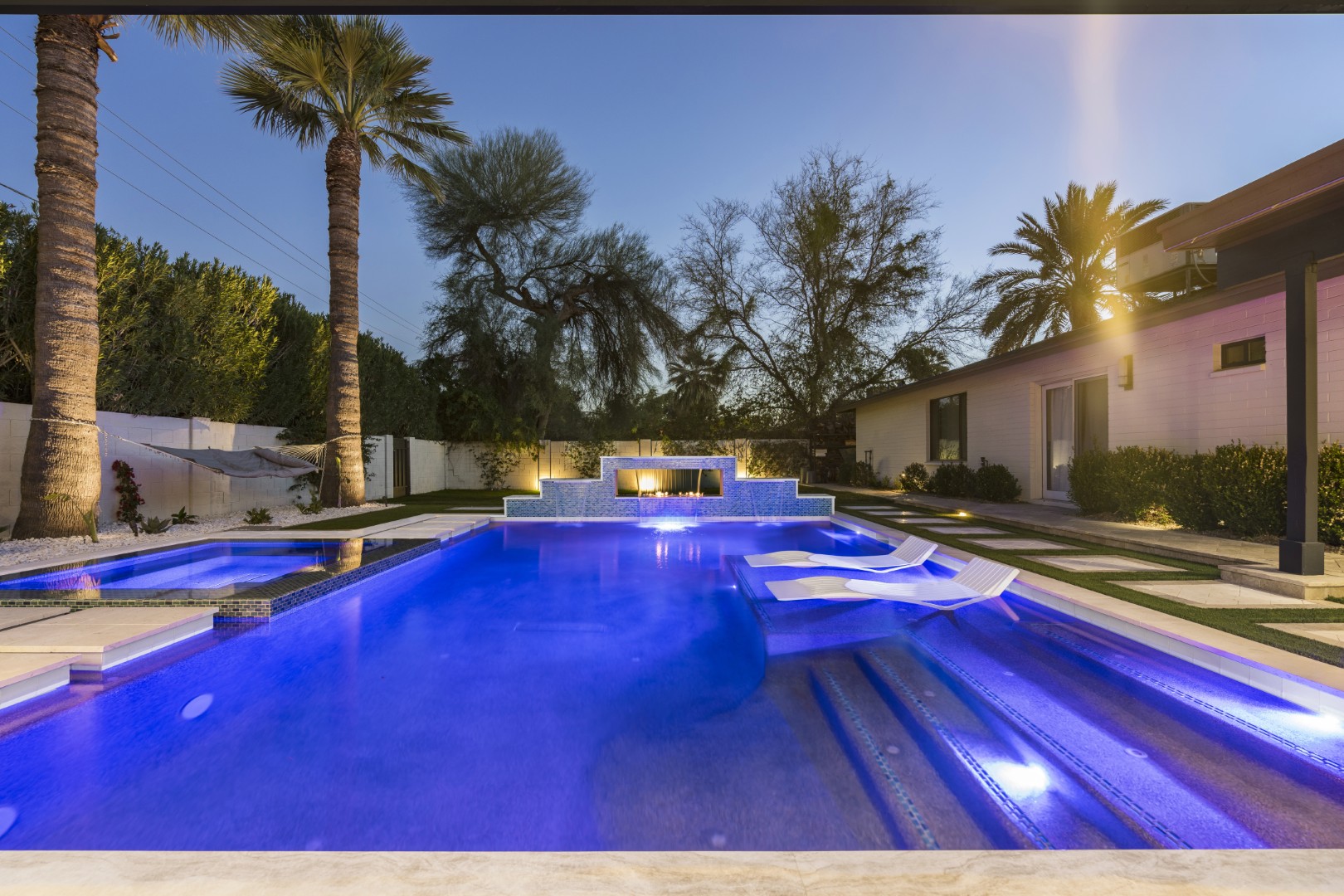 Custom pool and backyard design on 70th Street in Scottsdale, AZ by Envy Pools